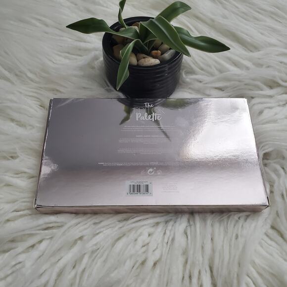 Ciante London The Editors Palette Eyeshadow Palette - Picture 5 of 6